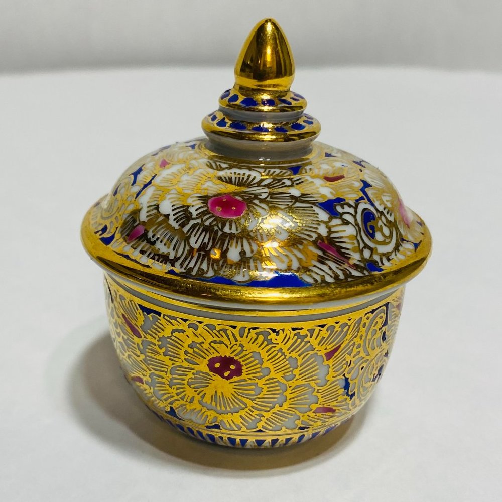Authentic Thai Hand Painted BENJARONG Porcelain Ginger Jar With Lid Vintage 1996